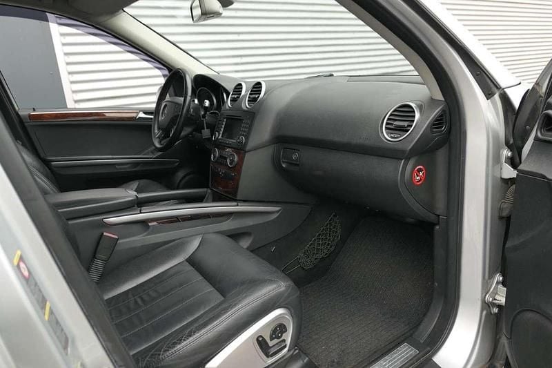 Occasion Mercedes ML500 306 PK (225 kW) 2006 Grijs SUV