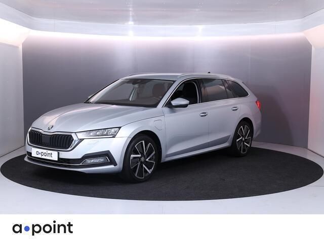 Grijs Gebruikt 2021 Skoda Octavia Style Stationwagen | € 25.849 (Eerlijke prijs) - Afbeelding 1/3