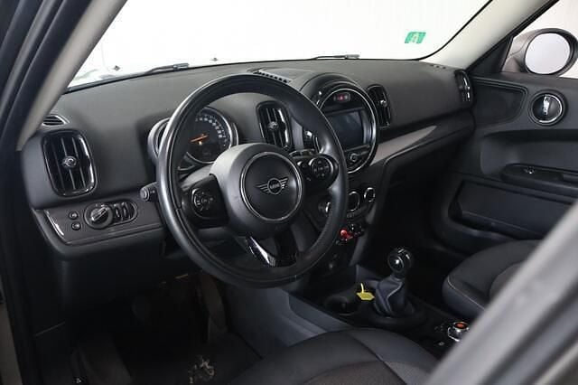 Occasion Mini One Countryman Business 102 PK (75 kW) 2019 Grijs SUV