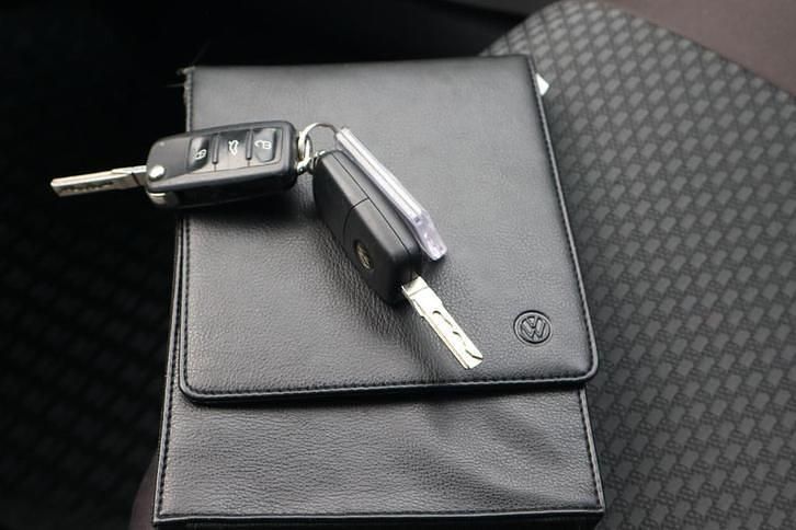 Occasion VW up! Move 60 PK (44 kW) 2017 Wit Hatchback