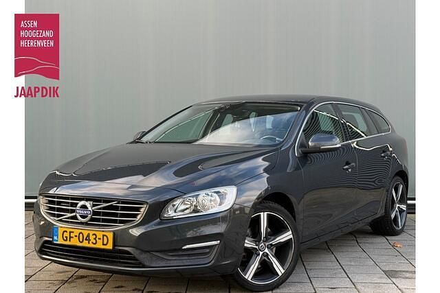 Grijs (metallic) Occasion 2015 Volvo V60 Momentum Stationwagen | € 5.999 (Goede deal) - Afbeelding 1/4