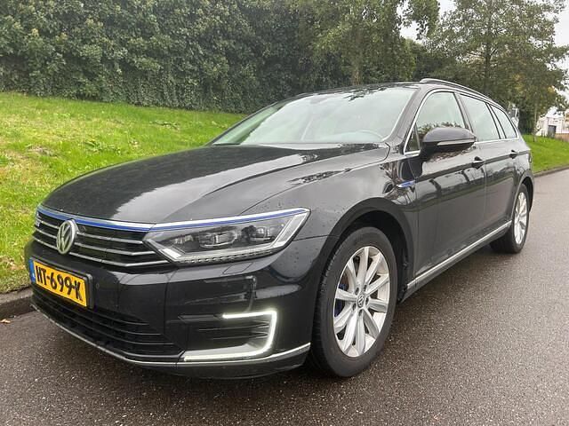 Occasion VW Passat Highline 156 PK (114 kW) 2015 Zwart Stationwagen