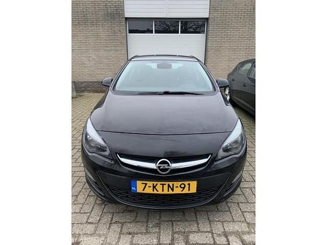 Occasion Opel Astra 140 PK (102 kW) 2013 Zwart Sedan