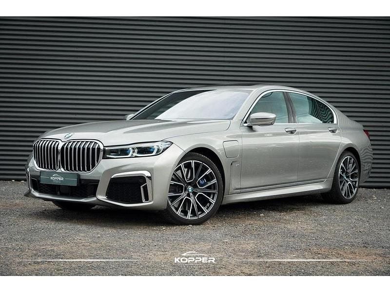 Grijs Gebruikt 2019 BMW 745 Executive Sedan | € 51.750 (Eerlijke prijs) - Afbeelding 1/4