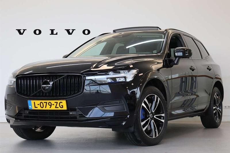 Zwart Occasion 2021 Volvo XC60 Momentum SUV | € 33.900 (Eerlijke prijs) - Afbeelding 1/4