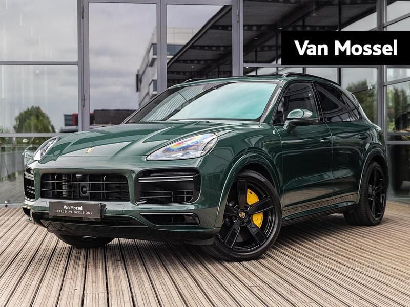 Groen Gebruikt 2023 Porsche Cayenne Turbo S SUV | € 137.900 (Super prijs) - Afbeelding 1/4