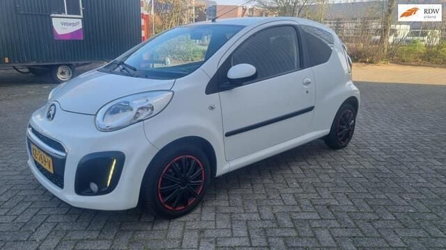 Wit Occasion 2014 Citroën C1 Hatchback | € 4.125 (Goede deal) - Afbeelding 1/4