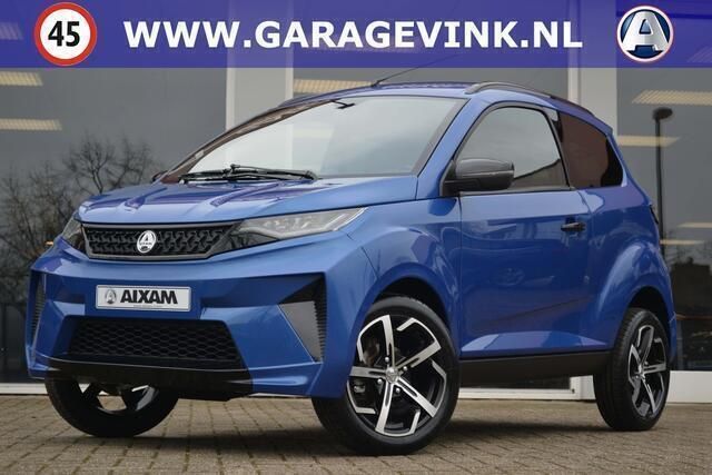 Blauw Nieuw 2025 Aixam e-Crossover | € 19.639 - Afbeelding 1/4