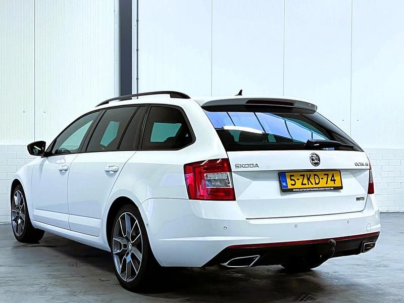 Occasion Skoda Octavia RS 221 PK (162 kW) 2015 Wit Stationwagen