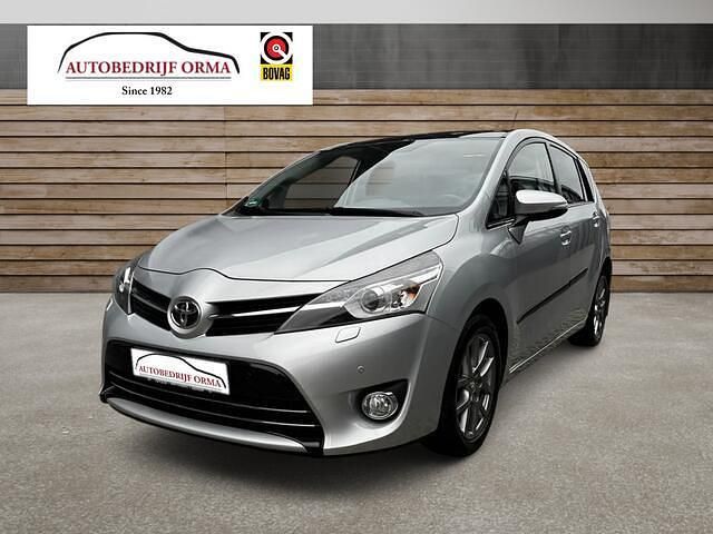 Zilver Gebruikt 2014 Toyota Verso Business Edition MPV | € 15.695 (Eerlijke prijs) - Afbeelding 1/4