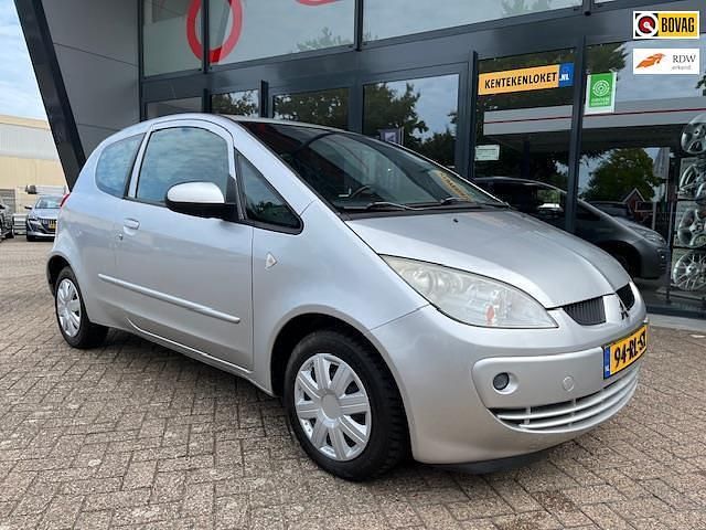 Grijs Gebruikt 2005 Mitsubishi Colt Invite+ Hatchback | € 2.950 (Iets duurder) - Afbeelding 1/4
