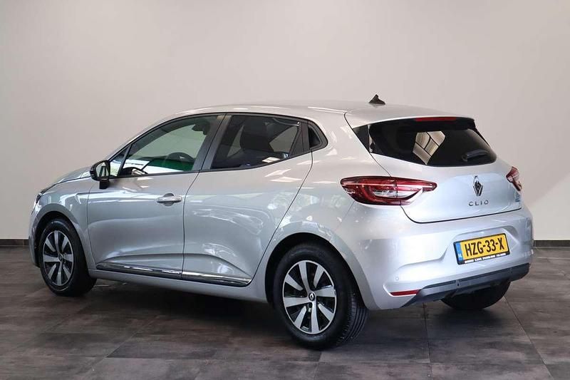 Occasion Renault Clio V Evolution 140 PK (102 kW) 2022 Grijs, metallic lak Hatchback
