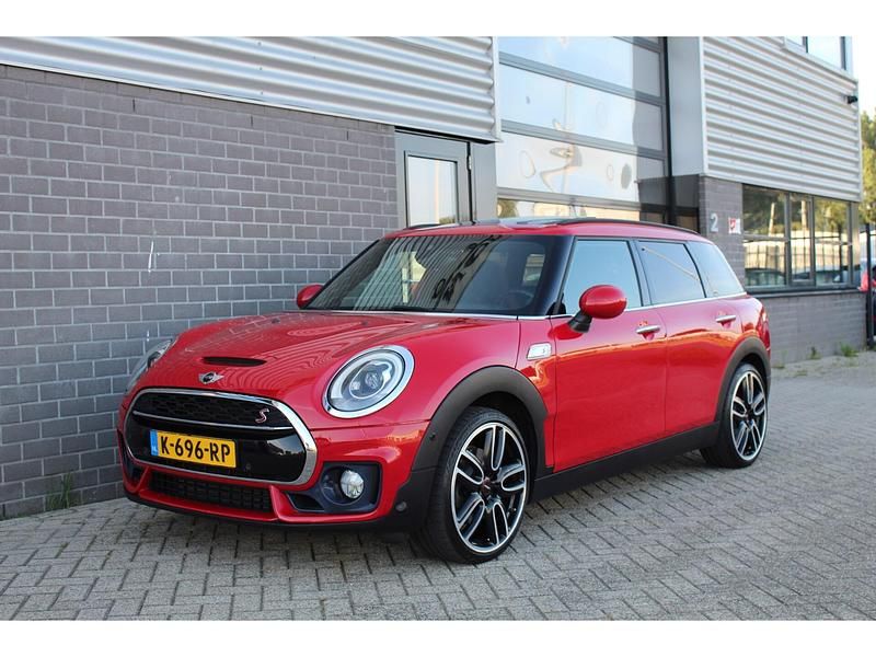 Occasion Mini Cooper Clubman Business 192 PK (141 kW) 2016 Rood Stationwagen