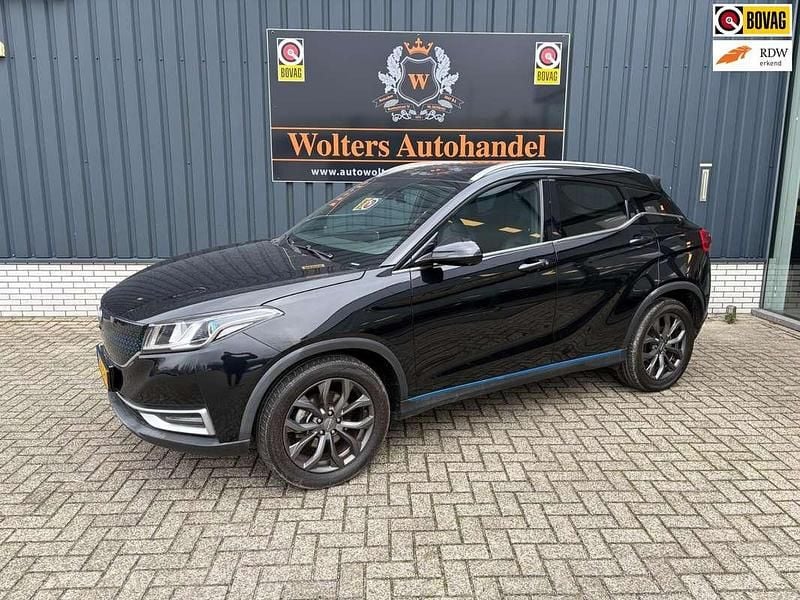 Zwart Occasion 2022 Seres 3 SUV | € 15.950 - Afbeelding 1/4