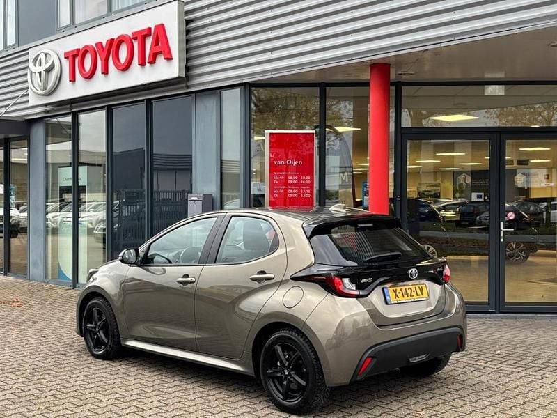 Occasion Toyota Yaris Hybrid Active 93 PK (68 kW) 2023 Groen Hatchback