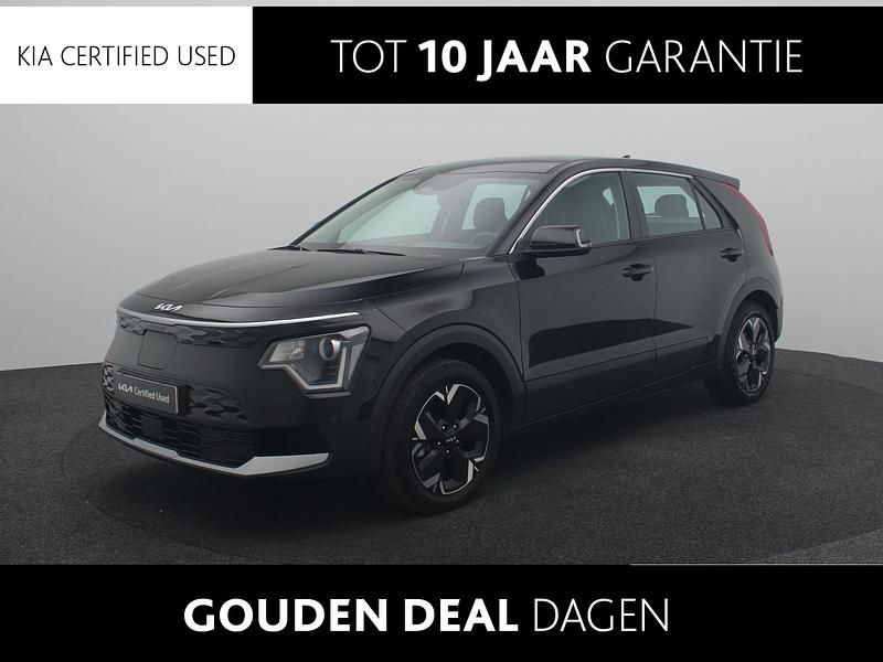 Zwart Gebruikt 2024 Kia e-Niro Light SUV | € 30.940 (Super prijs) - Afbeelding 1/4