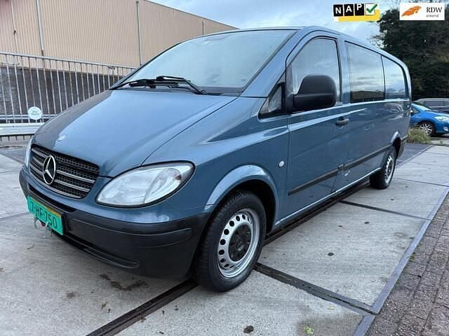 Blauw Occasion 2004 Mercedes Vito Van | € 2.499 (Goede deal) - Afbeelding 1/4