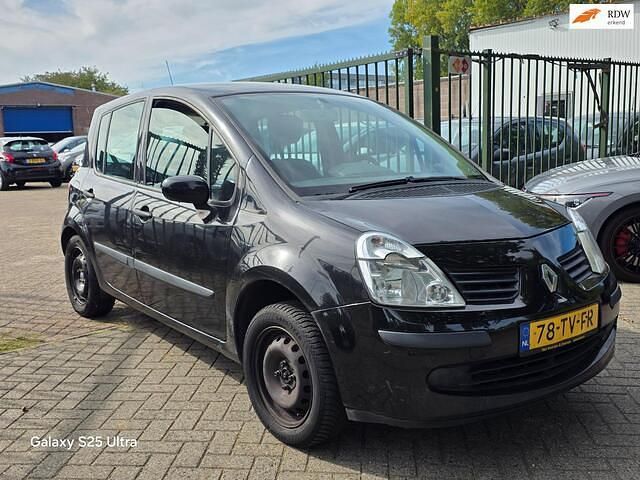 Zwart Gebruikt 2007 Renault Modus MPV | € 1.499 (Iets duurder) - Afbeelding 1/4