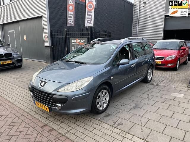 Grijs Occasion 2006 Peugeot 307 Stationwagen | € 1.499 (Eerlijke prijs) - Afbeelding 1/4