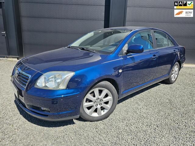 Blauw Gebruikt 2005 Toyota Avensis Sedan | € 4.940 (Eerlijke prijs) - Afbeelding 1/4