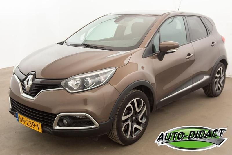 Bruin Occasion 2015 Renault Captur Dynamique SUV | € 6.450 (Super prijs) - Afbeelding 1/4