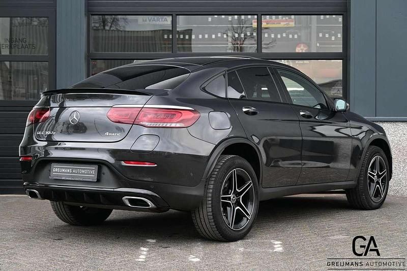 Occasion Mercedes GLC300e AMG 320 PK (235 kW) 2020 Coupé