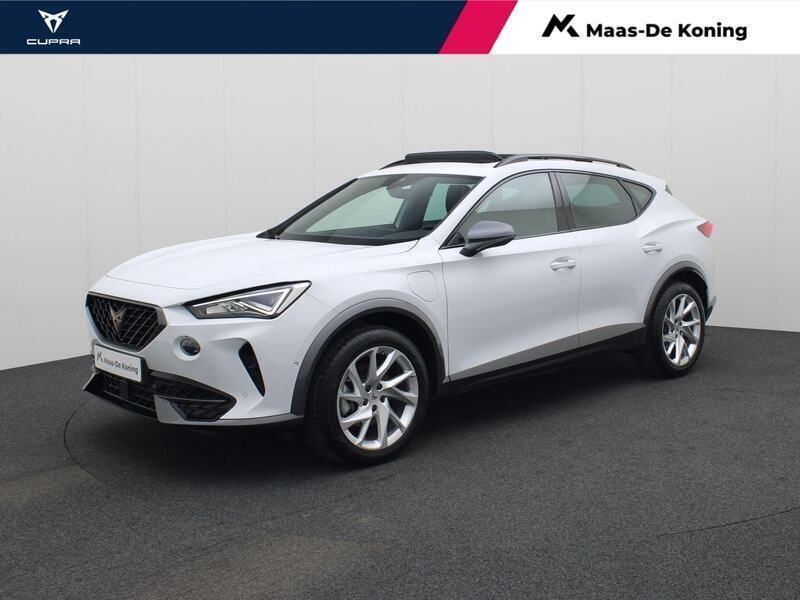 Wit Gebruikt 2023 Cupra Formentor VZ SUV | € 30.440 (Eerlijke prijs) - Afbeelding 1/4
