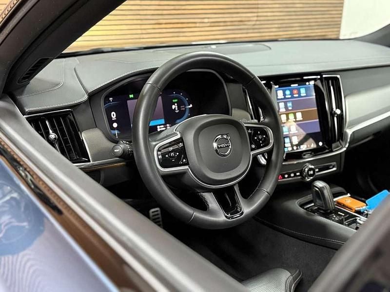 Occasion Volvo V90 Comfort 349 PK (256 kW) 2021 Blauw (metallic) Stationwagen