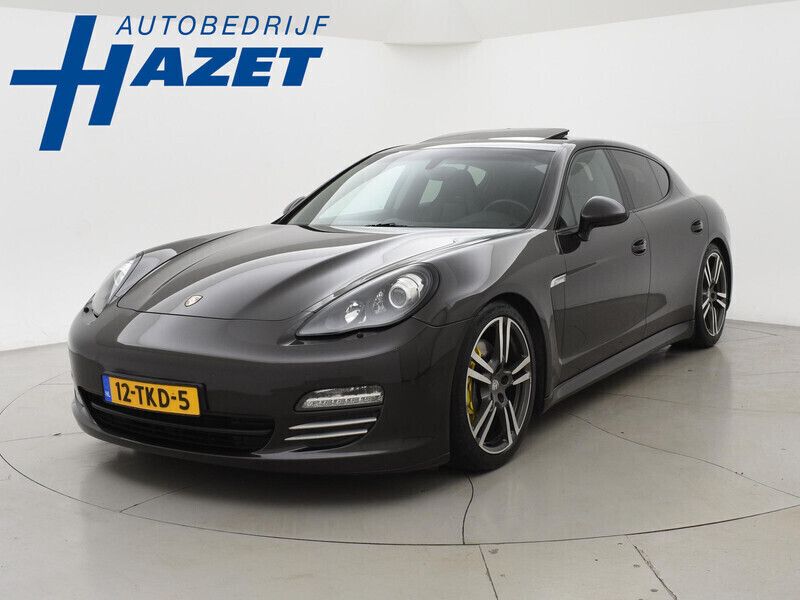 Grijs, metallic lak Gebruikt 2012 Porsche Panamera 4 Sedan | € 43.750 - Afbeelding 1/4