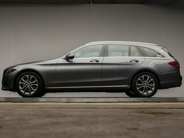 Grijs Gebruikt 2017 Mercedes C180 Business Stationwagen | € 19.745 (Goede deal) - Afbeelding 1/4