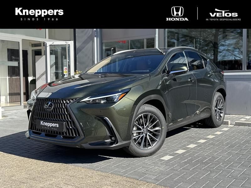 Groen Nieuw 2025 Lexus NX450h+ Executive Line SUV | € 64.900 (Iets duurder) - Afbeelding 1/4