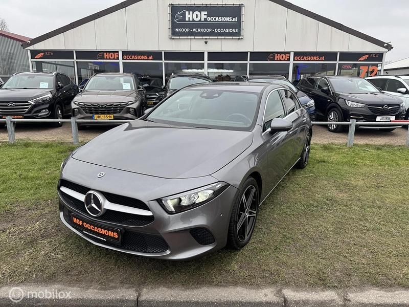Occasion Mercedes A250 Premium 225 PK (165 kW) 2019 Grijs Hatchback