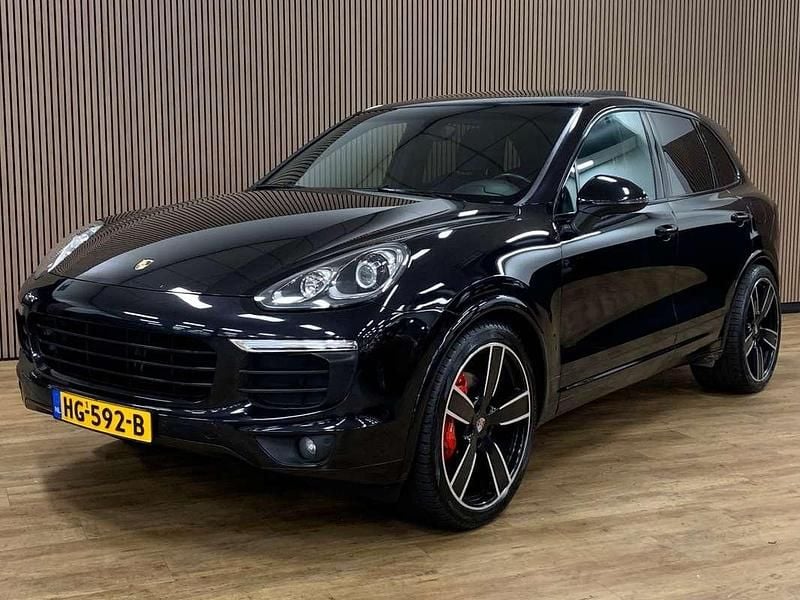Zwart Occasion 2015 Porsche Cayenne SUV | € 24.945 (Super prijs) - Afbeelding 1/4
