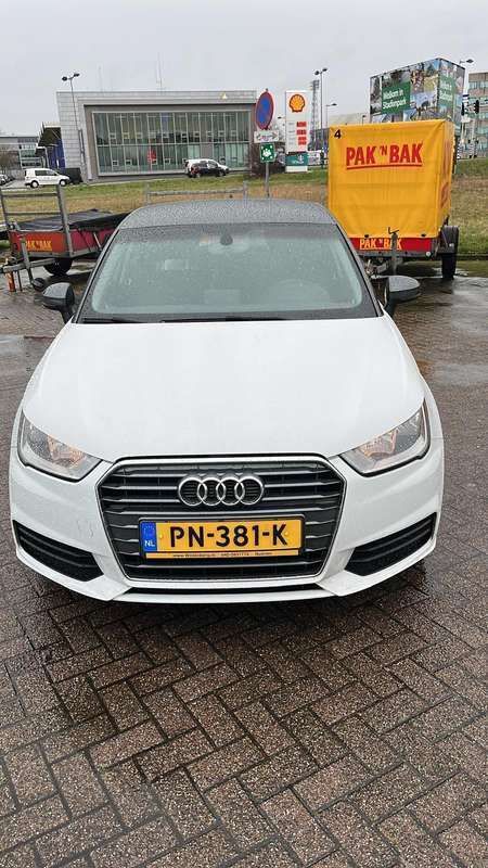 Wit Gebruikt 2017 Audi A1 Hatchback | € 11.000 (Goede deal) - Afbeelding 1/4