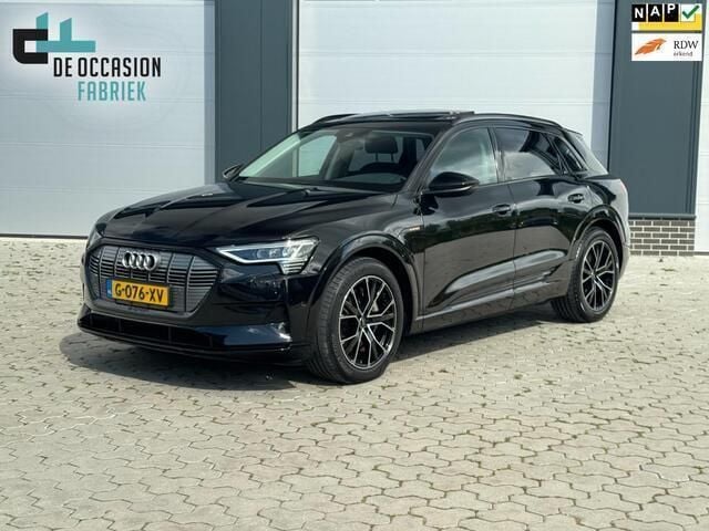 Zwart, metallic lak Gebruikt 2019 Audi e-tron SUV | € 24.840 (Super prijs) - Afbeelding 1/4