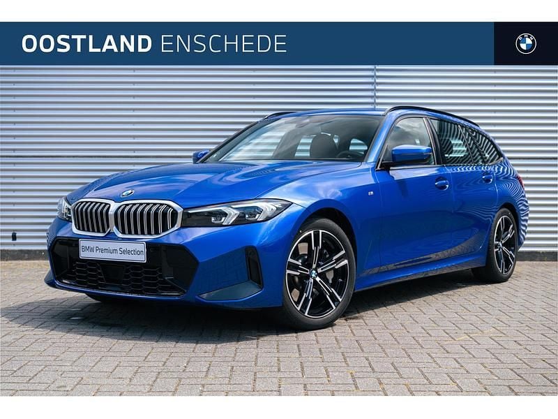 Blauw Gebruikt 2024 BMW 330 M Sport Stationwagen | € 49.950 (Eerlijke prijs) - Afbeelding 1/4