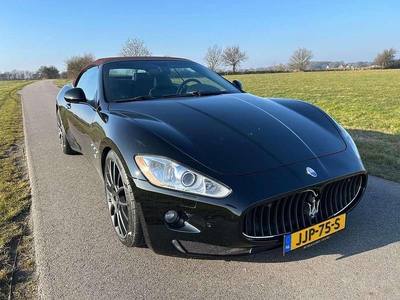 Occasion Maserati GranCabrio 440 PK (323 kW) 2010 Zwart Cabriolet