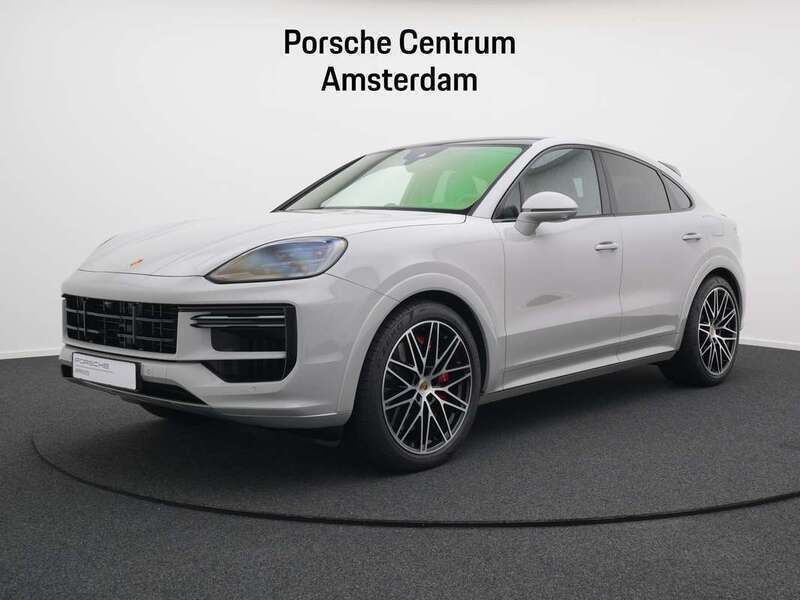 Grijs Gebruikt 2024 Porsche Cayenne Turbo E-Hybrid SUV | € 189.950 (Iets duurder) - Afbeelding 1/4