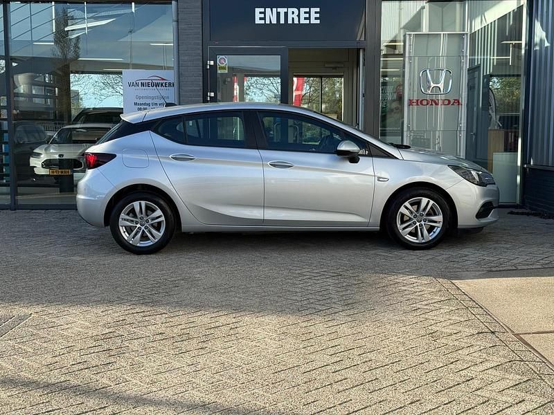Occasion Opel Astra Edition 131 PK (96 kW) 2021 Grijs Hatchback