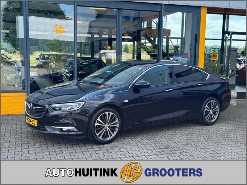 Blauw Gebruikt 2018 Opel Insignia Sport Hatchback | € 19.990 (Iets duurder) - Afbeelding 1/4