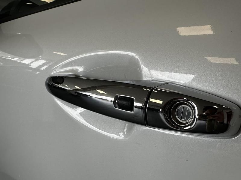 Occasion Kia Niro Premium 204 PK (150 kW) 2019 Wit SUV