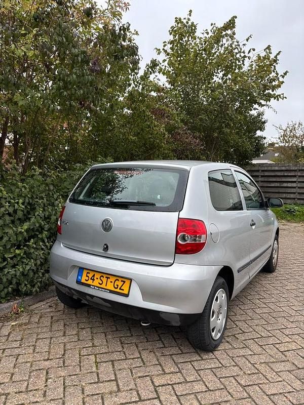 Occasion VW Fox Trendline 54 PK (39 kW) 2006 Grijs Hatchback