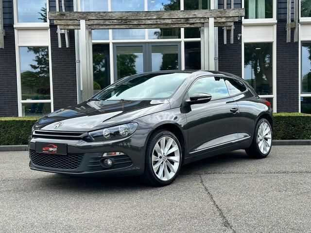 Bruin Gebruikt 2009 VW Scirocco Coupé | € 9.950 (Duur) - Afbeelding 1/4