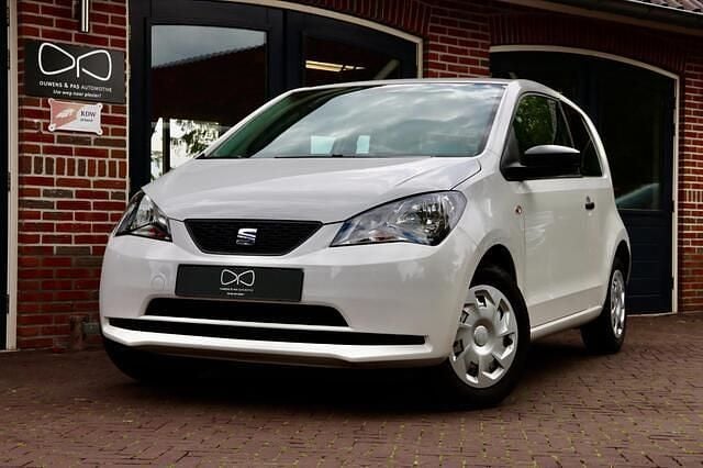 Wit Gebruikt 2017 Seat Mii Reference Hatchback | € 6.450 (Eerlijke prijs) - Afbeelding 1/4