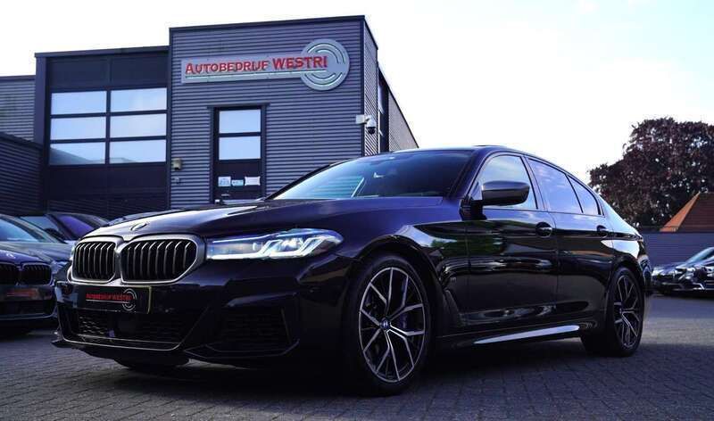 Zwart Gebruikt 2020 BMW M550 Executive Sedan | € 61.995 - Afbeelding 1/4