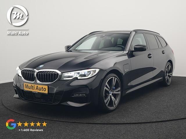 Zwart Gebruikt 2022 BMW 330 M Sport Stationwagen | € 30.930 (Eerlijke prijs) - Afbeelding 1/4