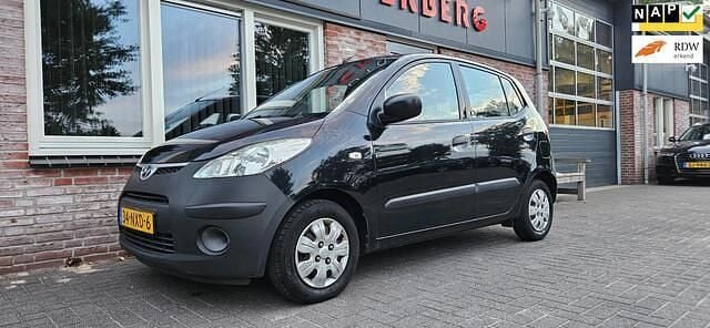 Zwart Gebruikt 2010 Hyundai i10 Pure Hatchback | € 1.950 (Goede deal) - Afbeelding 1/4