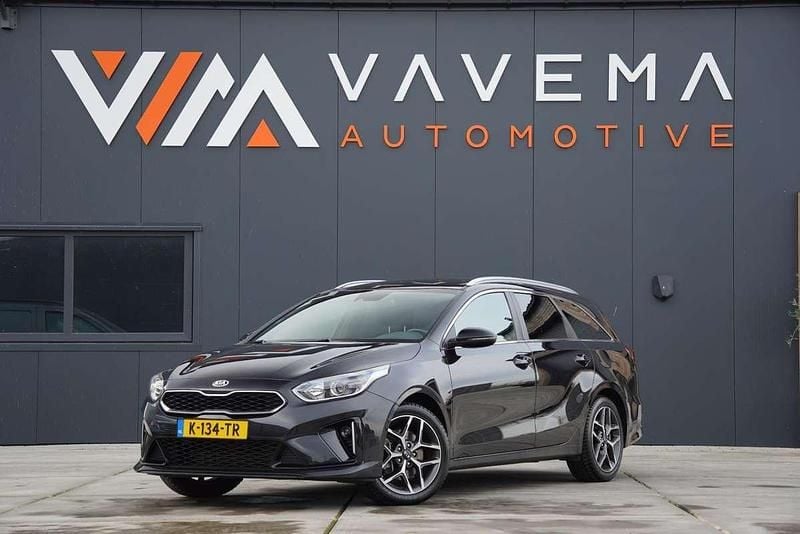 Zwart Gebruikt 2021 Kia Ceed Sportswagon GT-Line Stationwagen | € 16.450 (Eerlijke prijs) - Afbeelding 1/3