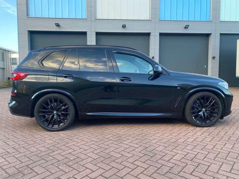 Zwart Gebruikt 2020 BMW X5 Executive SUV | € 66.900 (Super prijs) - Afbeelding 1/4