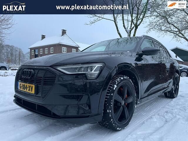 Zwart Occasion 2019 Audi e-tron S-Line SUV | € 21.945 (Eerlijke prijs) - Afbeelding 1/4